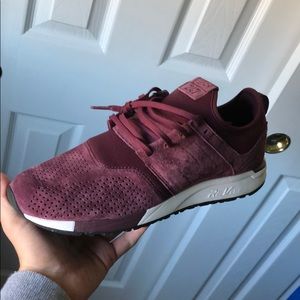 New Balance 24/7 Revolution Suede